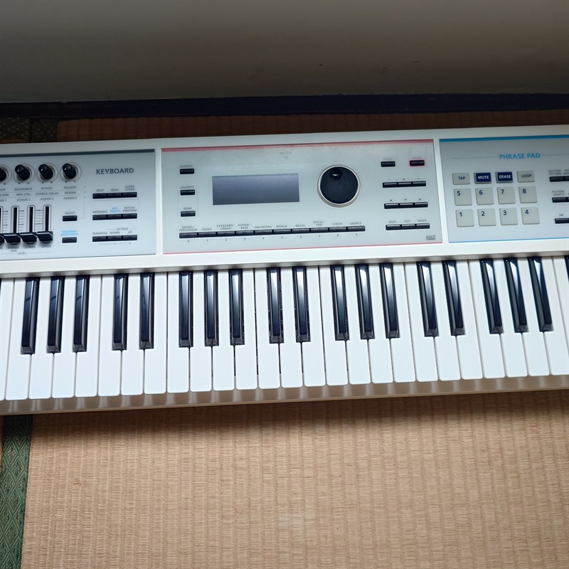 Roland JUNO-DS61Wの画像